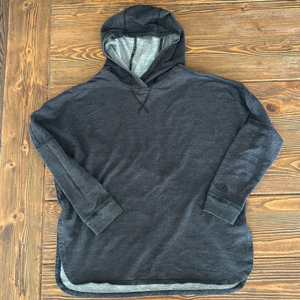 The North Face dark gray women’s pullover hoodie. Size small.